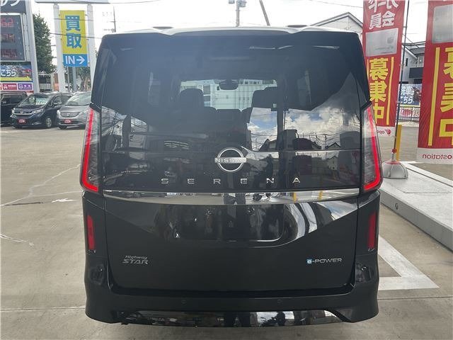 NISSAN SERENA e-POWER Highway Star V view 5
